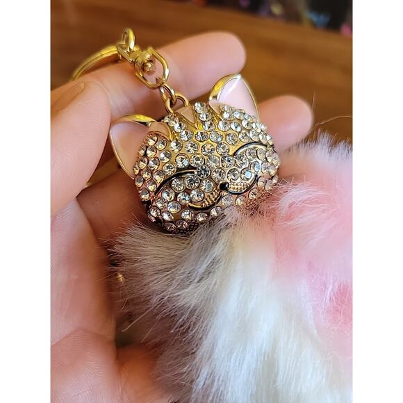 Guess Fuzzy Key Ring Lot Of 2 Cat Kitty Pink - Picture 7 of 8